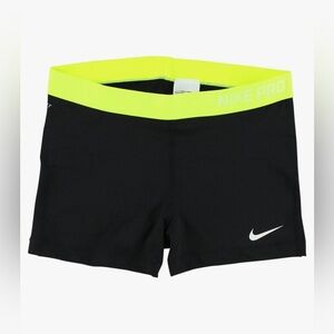 Nike Women's Dri-Fit Pro 3 Big Dot Training Shorts